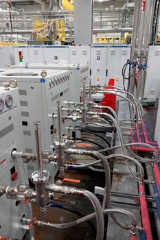 Filtre magnétique pour les tuyauteries MSP-MC – protection du moule dans un atelier d'injection de pièces automobiles