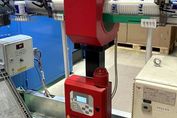 Détecteur de métaux gravitaire METRON 05 CR – extrusion et soufflage des plastiques