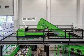 Séparation des métaux sur une ligne de tri de déchets ménagers