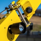 Croix lumineuse mobile FIREFLY 4 indiquant la fermeture d’une piste d’aéroport