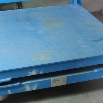Table vibrante